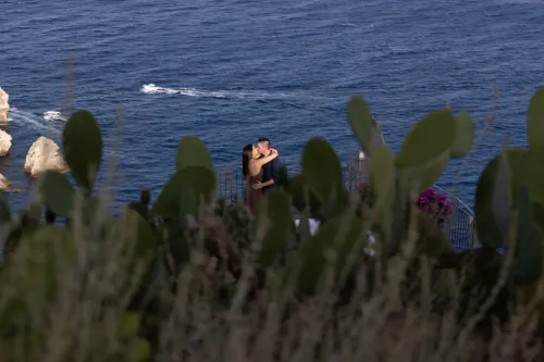 proposal-taormina-isola-bella-romantic-view.webp
