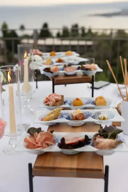 proposal-taormina-romantic-aperitivo-terrace.webp