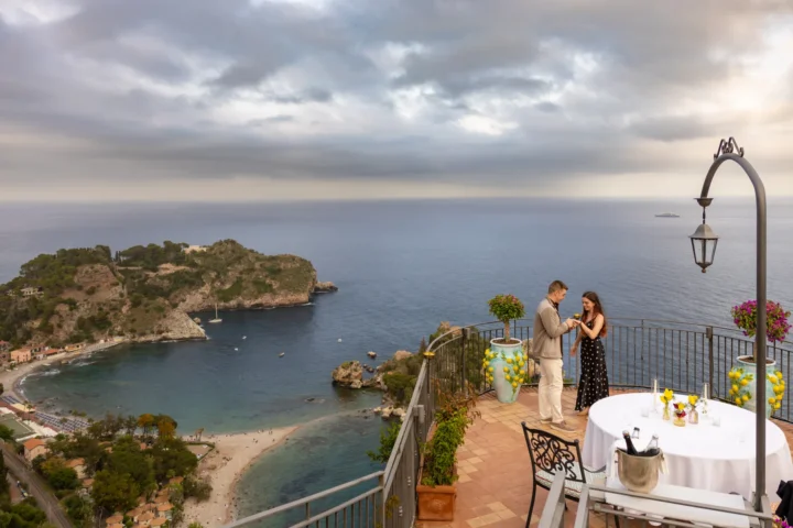 proposal with isola bella view in taormina