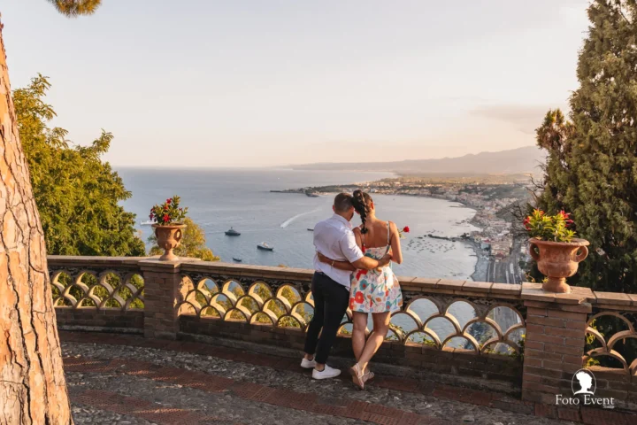 proposal in taormina public park