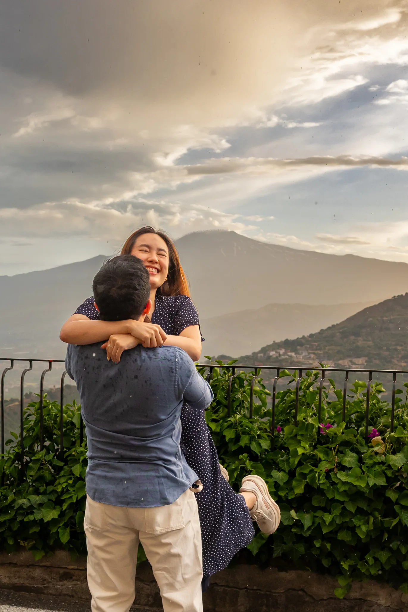 Hong Kong couple engagement Al Saraceno Taormina restaurant bouquet Capricci
